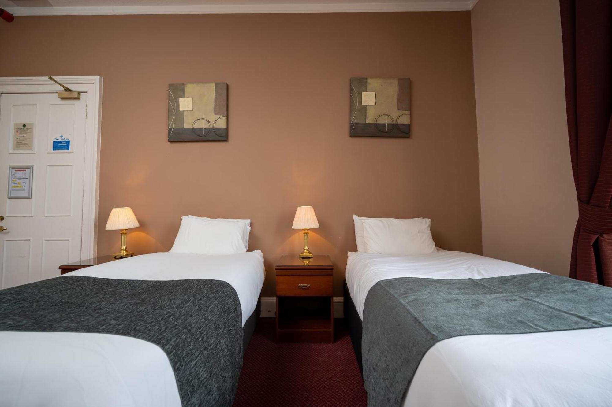 Hampton Hotel By Greene King Inns Edinburgh Bagian luar foto